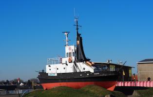 Schlepper Regina auf der Maritimen Meile Vegesack